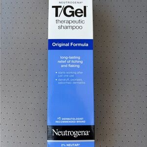 Neutrogena T/Gel Therapeutic Shampoo - Blue and White